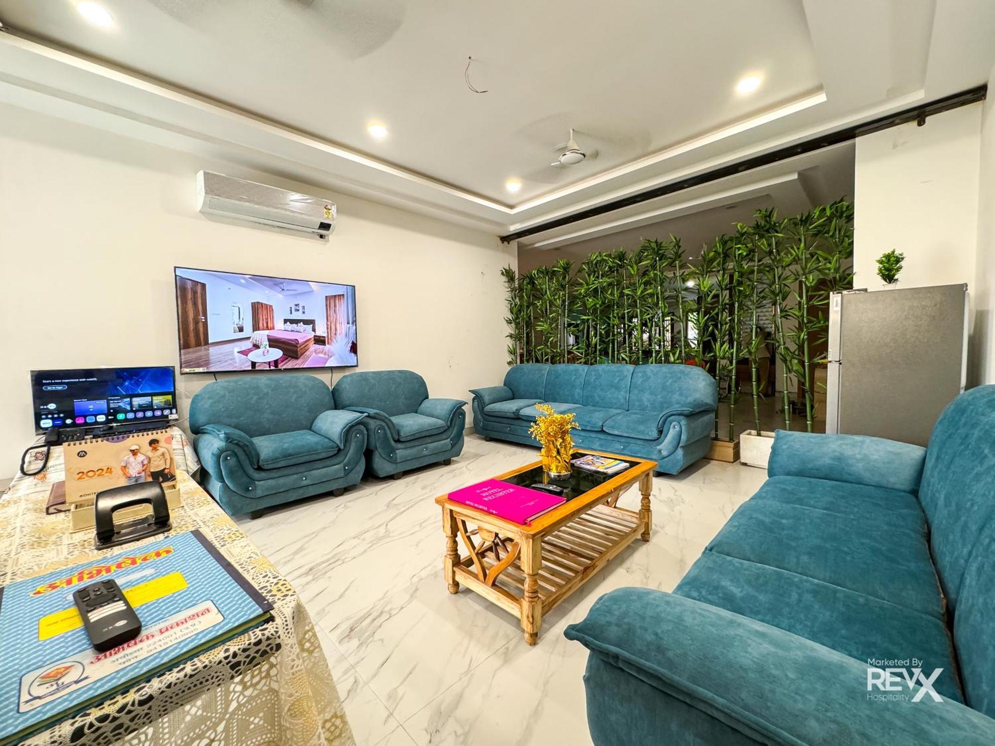 Guru Sadan A Luxe Stay Ayodhya Exterior foto