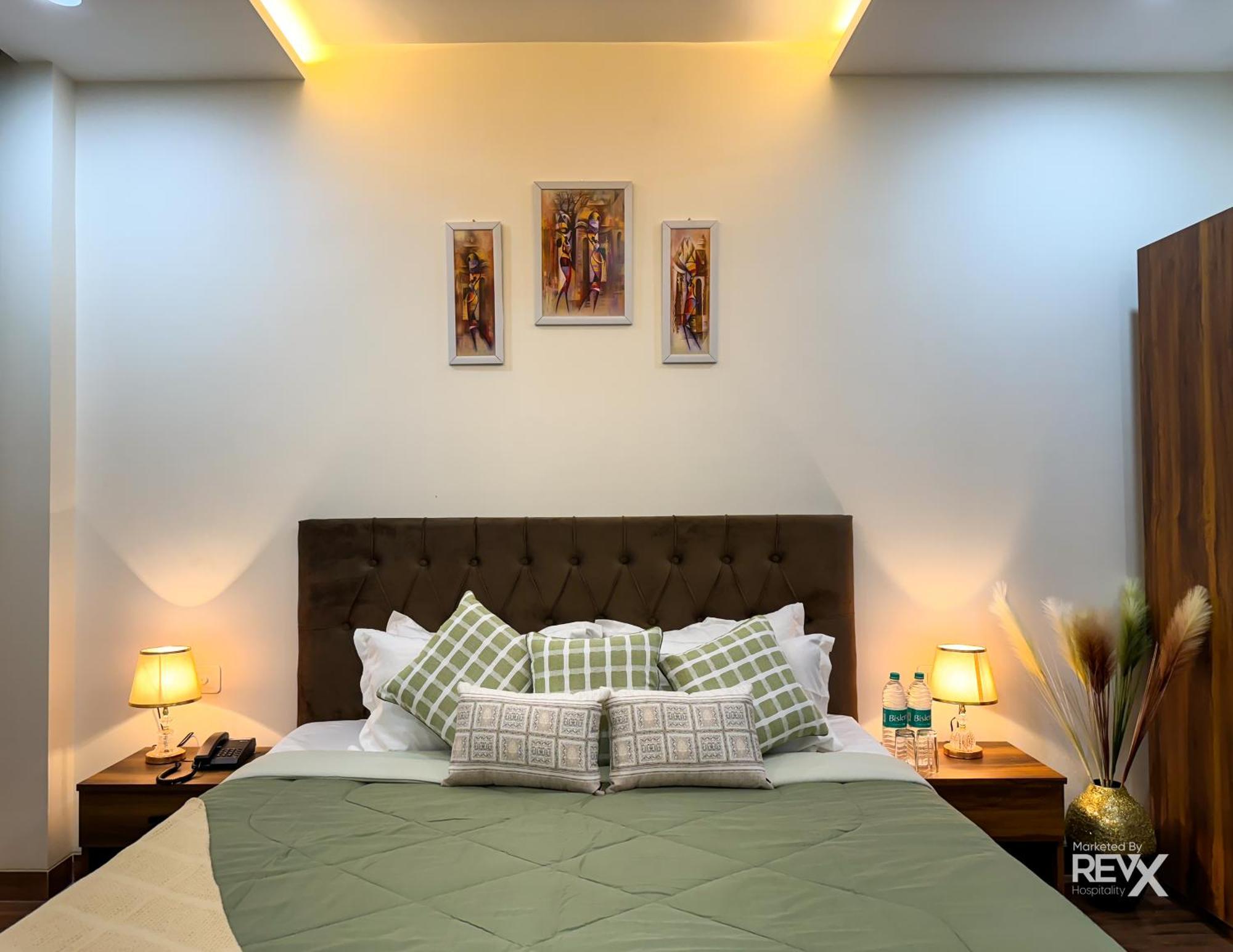 Guru Sadan A Luxe Stay Ayodhya Exterior foto